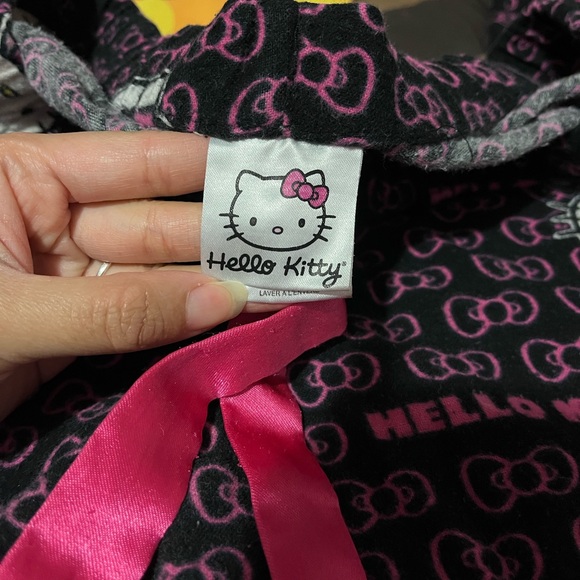 Pretty in pink hello kitty PJ pants ♡ - Picture 3 of 4